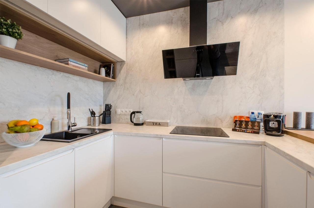 Sky Home- Ilumino Apartment -Centrum, Parking, Klimatyzacja, Dostep Na Kod Лодзь Экстерьер фото
